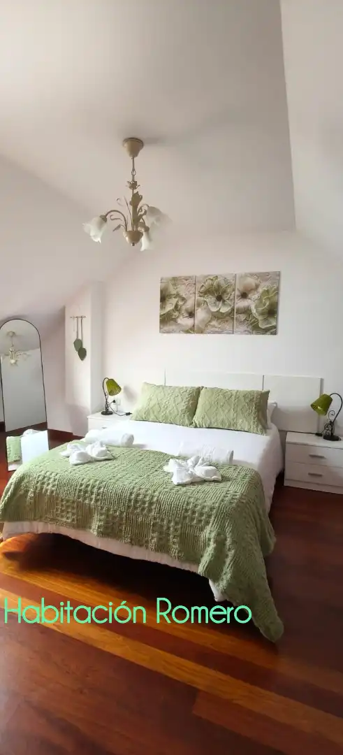 Bedroom of Detached homes for rent in Cedeira  with Heating, Private garden and Parquet flooring