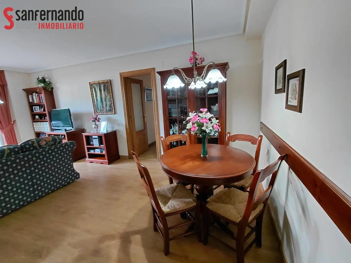 Dining room of Ground floor for sale in Renedo