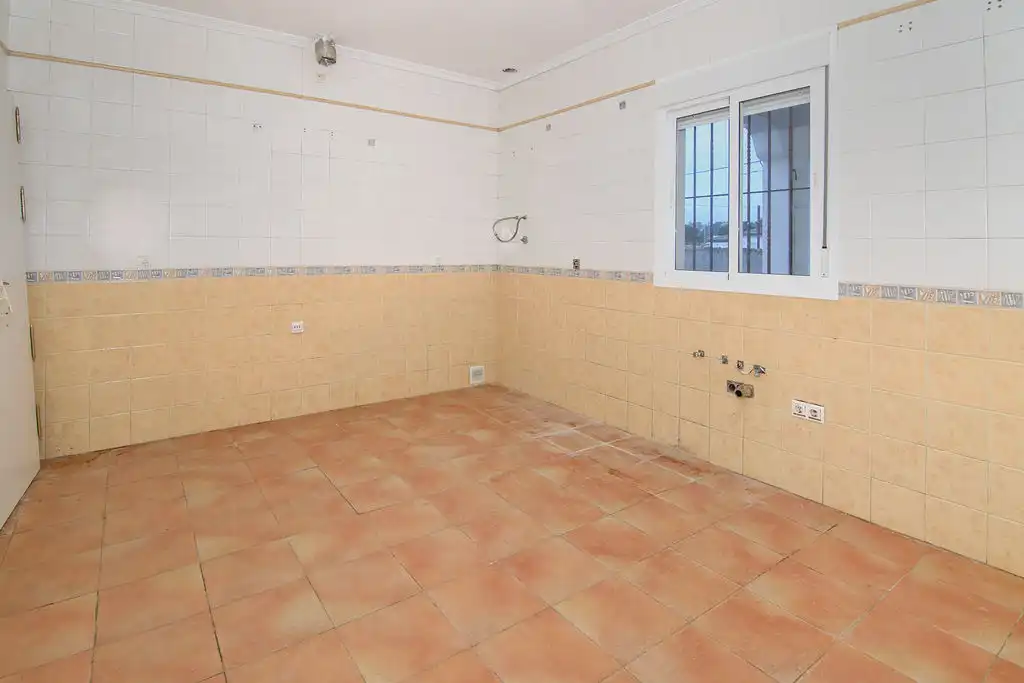 Cuina de Casa adosada en venda en Chiclana de la Frontera