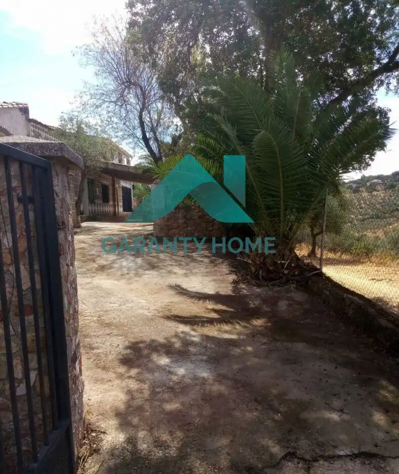 Finca rústica en venta en Cáceres con Calefacción, Terraza y Trastero