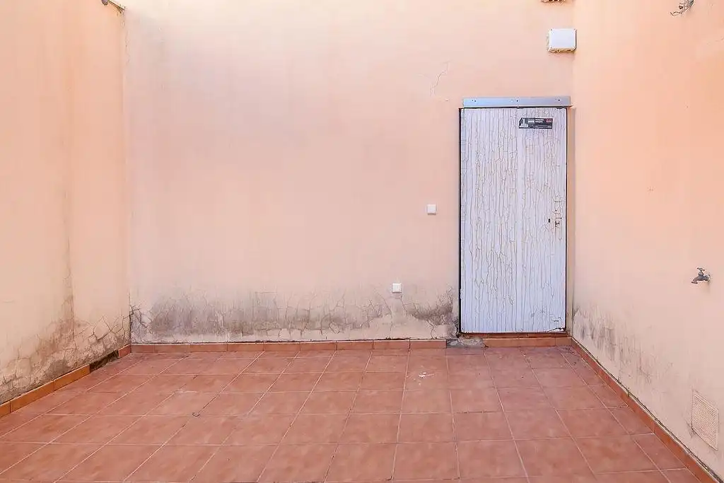 Casa adosada en venda en Sanlúcar de Barrameda amb Jardí privat, Terrassa i Alarma