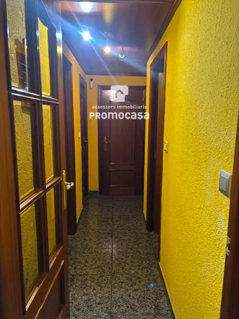 Piso en venta en Badia del Vallès con Aire acondicionado, Terraza y Balcón