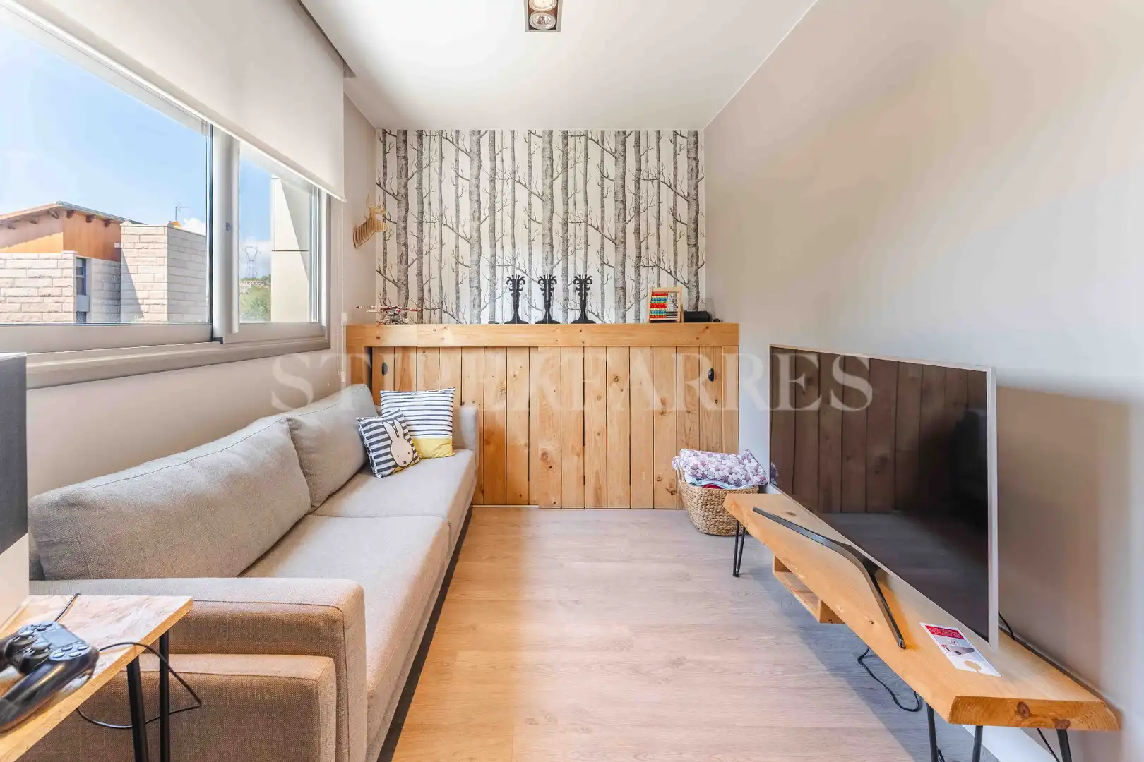Sala de estar de Casa o chalet de alquiler en El Papiol con Aire acondicionado, Calefacción y Jardín privado
