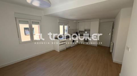 Foto 5 de Ático de alquiler en Calle Gerardo Baena, Tres Olivos - Valverde,  Madrid Capital