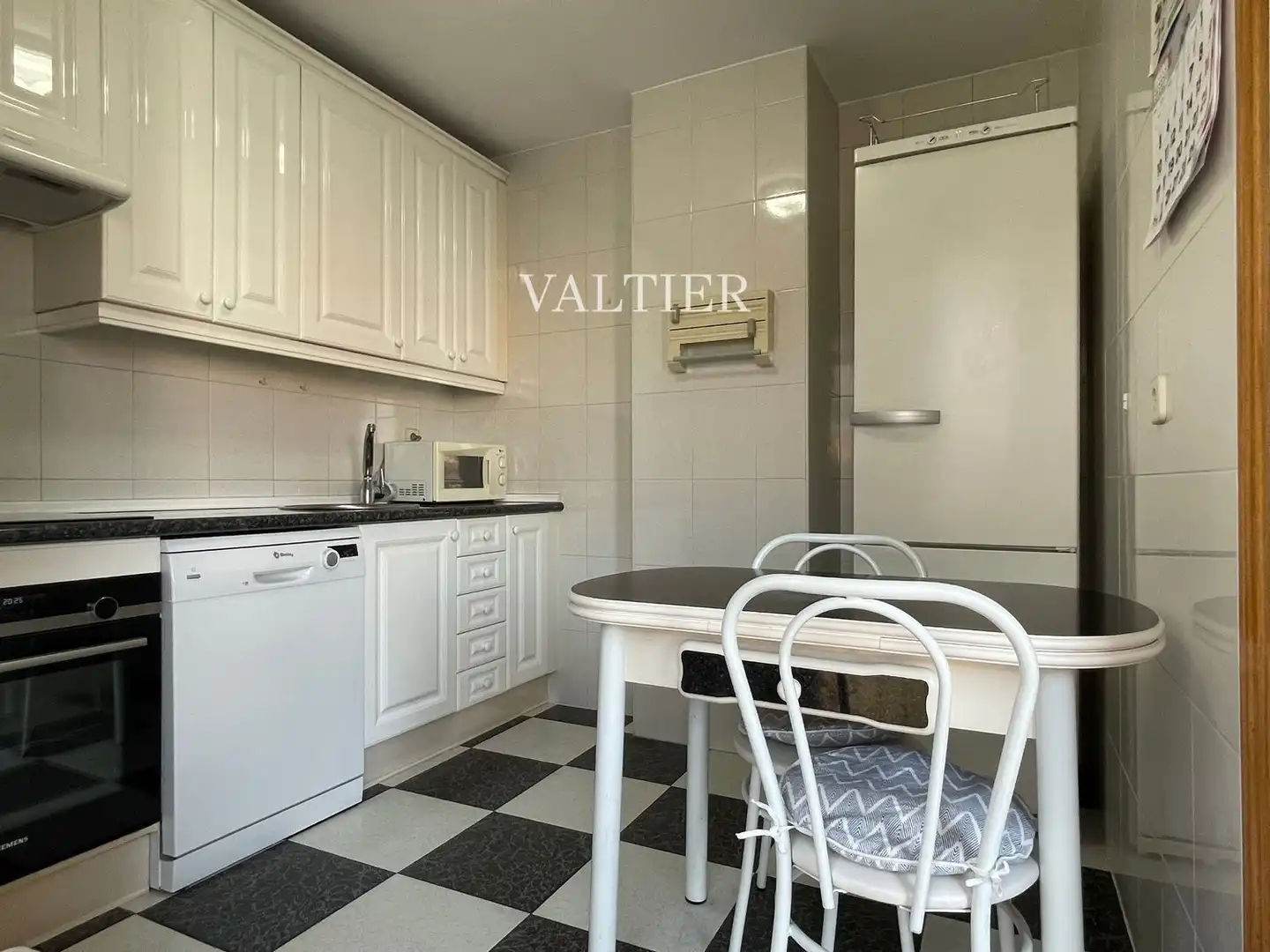 Kitchen of Attic for rent in Madrid  with Air Conditioner, Terrace and Furnished