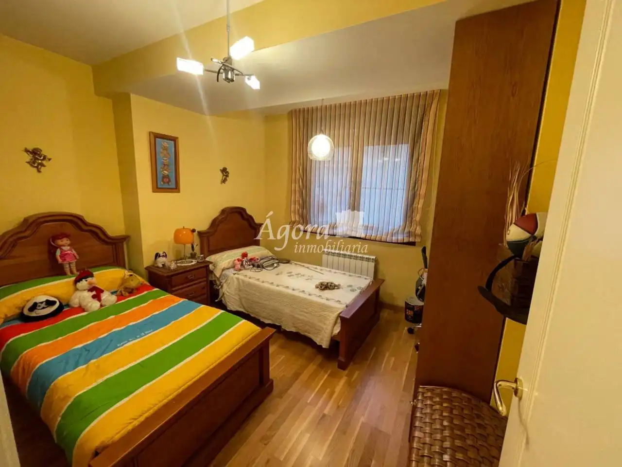 Piso en venta en Plaza Fuente Dorada, Centro