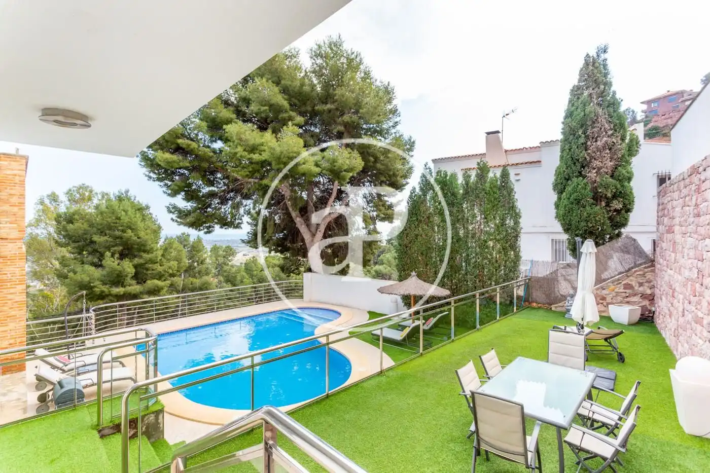 Piscina de Casa o xalet en venda en Sagunto / Sagunt amb Aire condicionat, Calefacció i Jardí privat