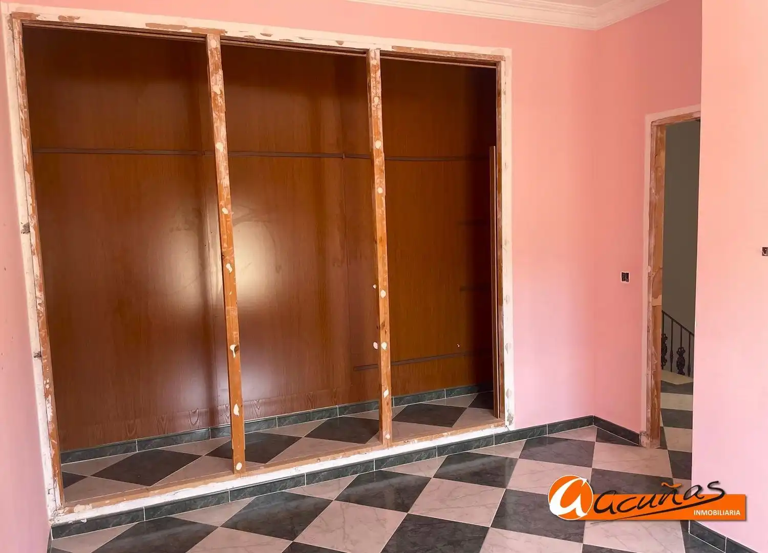 Casa adosada en venta en Gilena con Terraza y Trastero