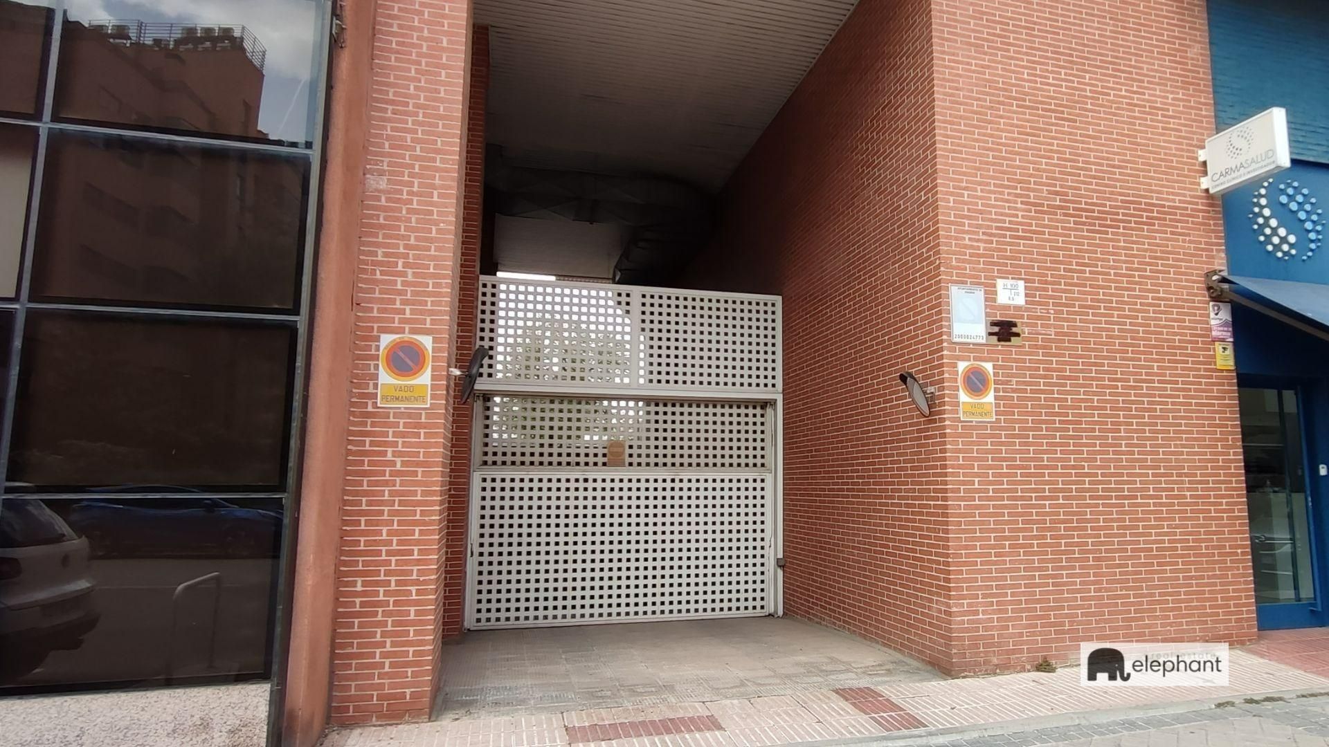 Aparcament de Garatge en venda en  Madrid Capital