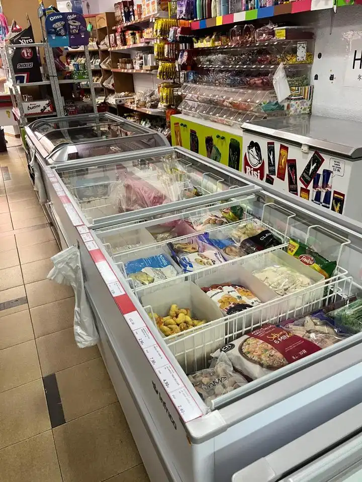 Geschaftsraum zur Miete in Avenida los Caídos, Ahigal