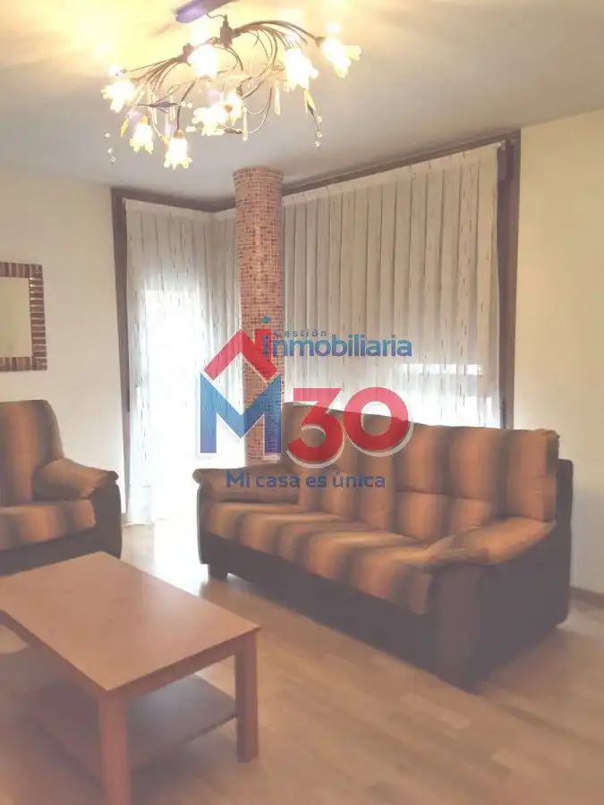 Sala de estar de Apartamento en venta en Miranda de Ebro con Calefacción, Parquet y Terraza