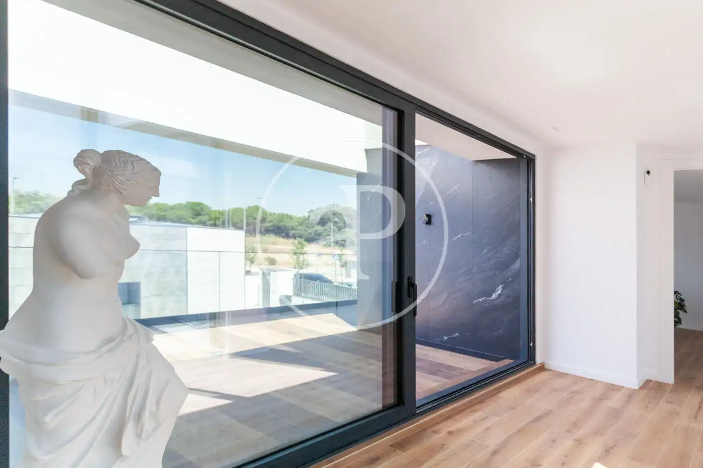 Casa aparellada amb piscina en venda a C. Tallín, imagen 57