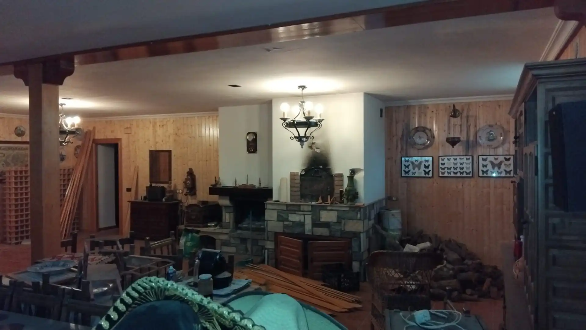 Houses for sale in Buendía  with Air Conditioner, Heating and Private garden