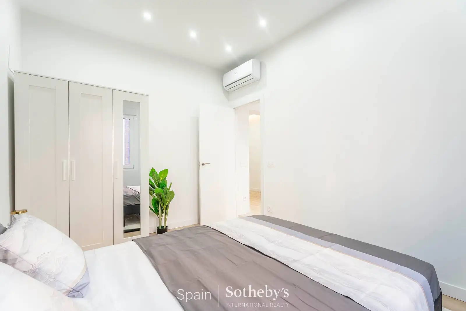 Appartement compact avec ascenseur à vendre à Paseo de la Reina Cristina, imagen 40