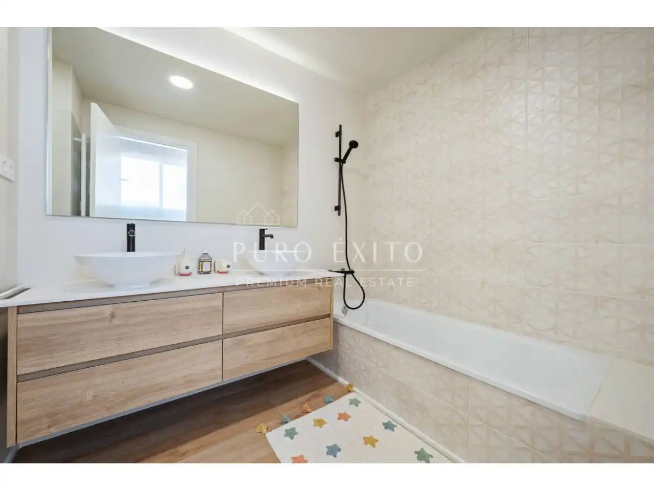 Baño de Casa o chalet en venta en Cambrils con Aire acondicionado, Calefacción y Jardín privado