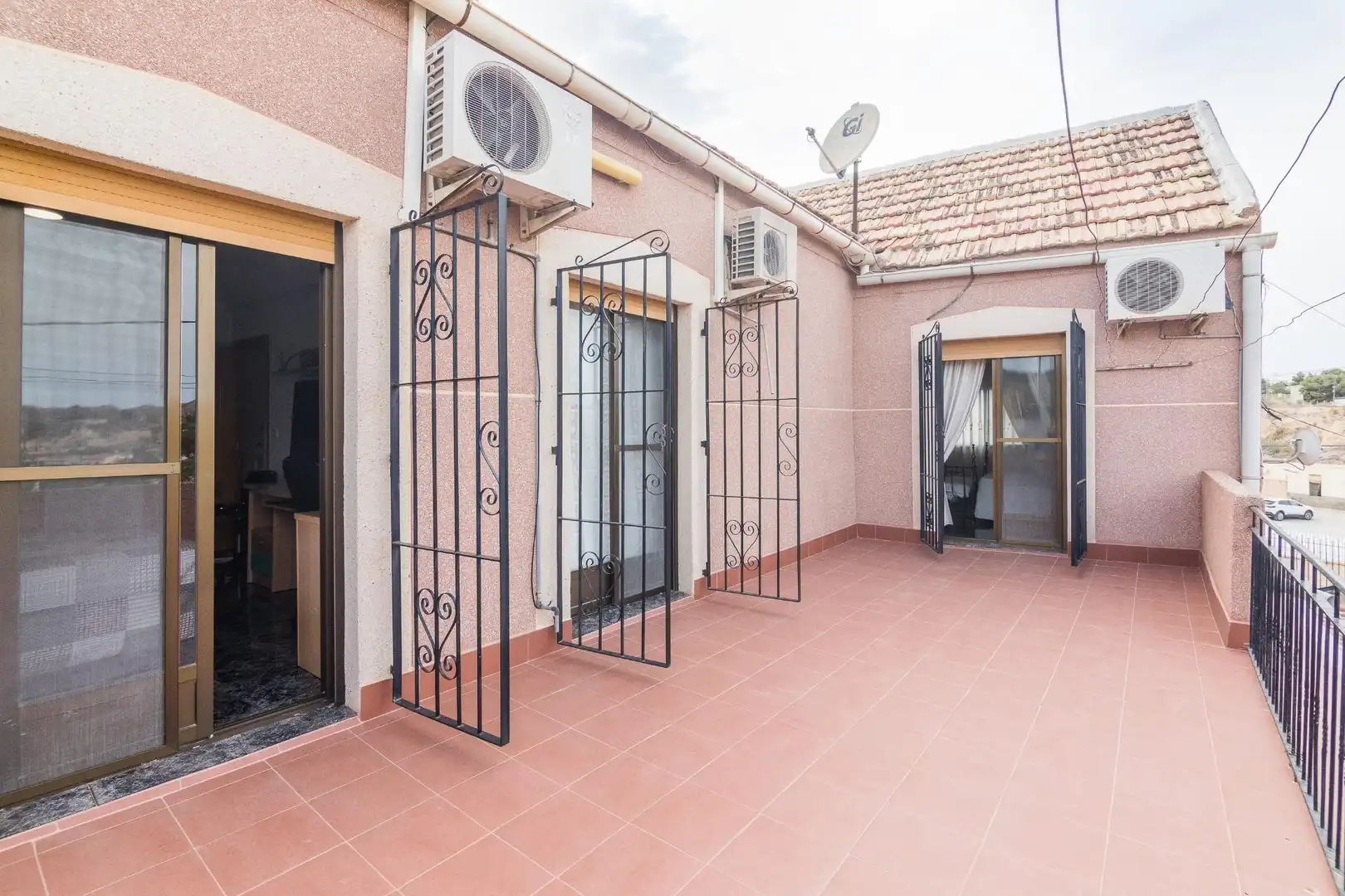Terrassa de Casa o xalet en venda en Elche / Elx amb Aire condicionat, Jardí privat i Terrassa