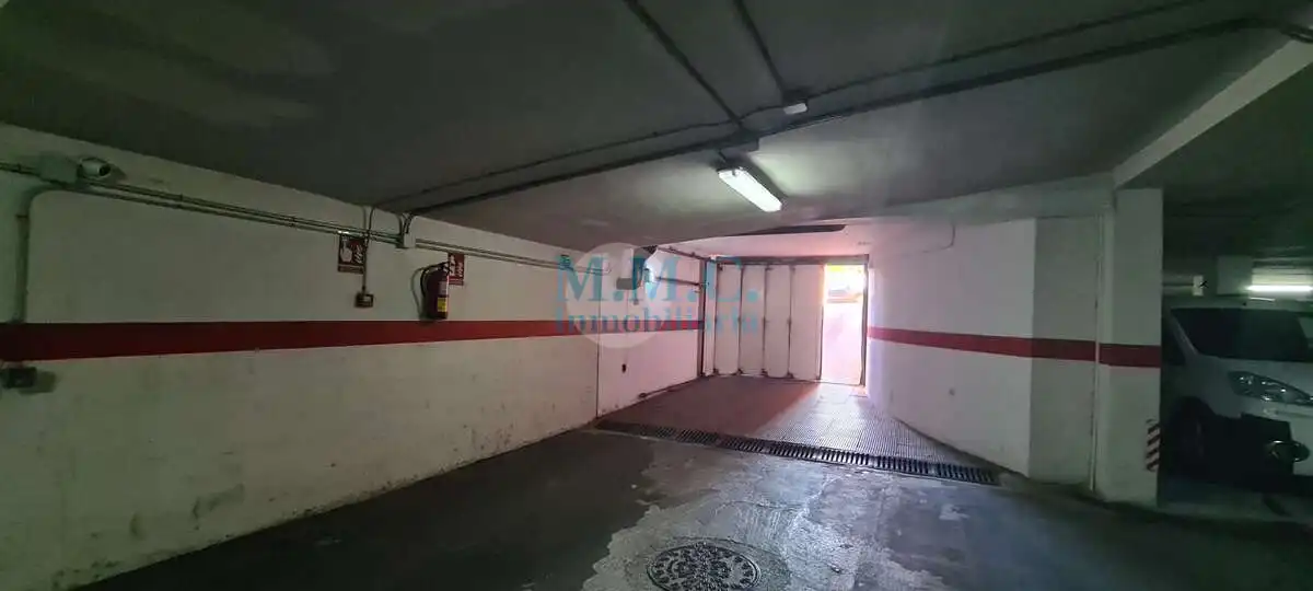 Parking de Piso en venta en Roquetas de Mar con Aire acondicionado, Terraza y Amueblado