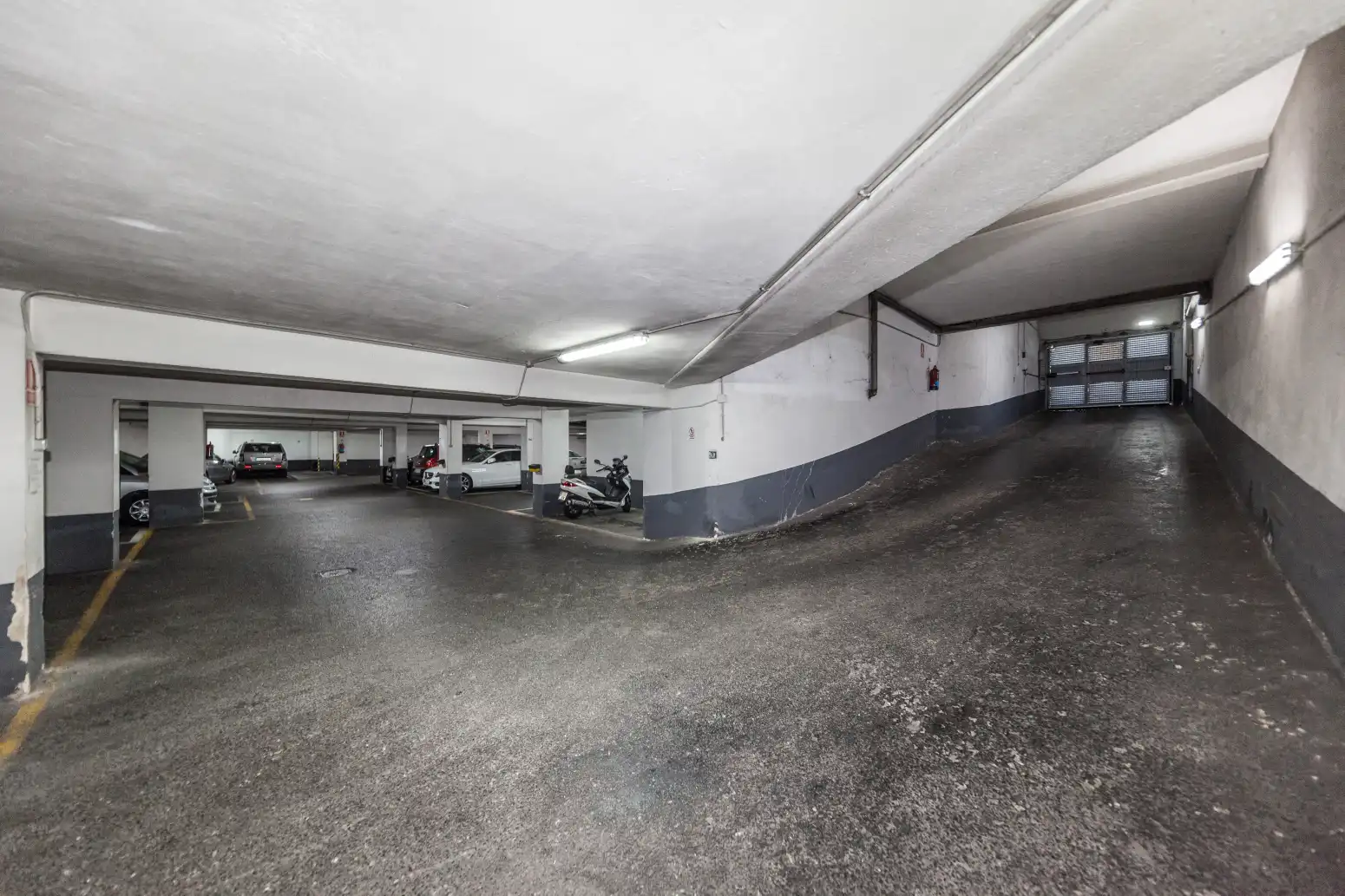 Parking of Flat for sale in Gijón   with Heating, Parquet flooring and Terrace