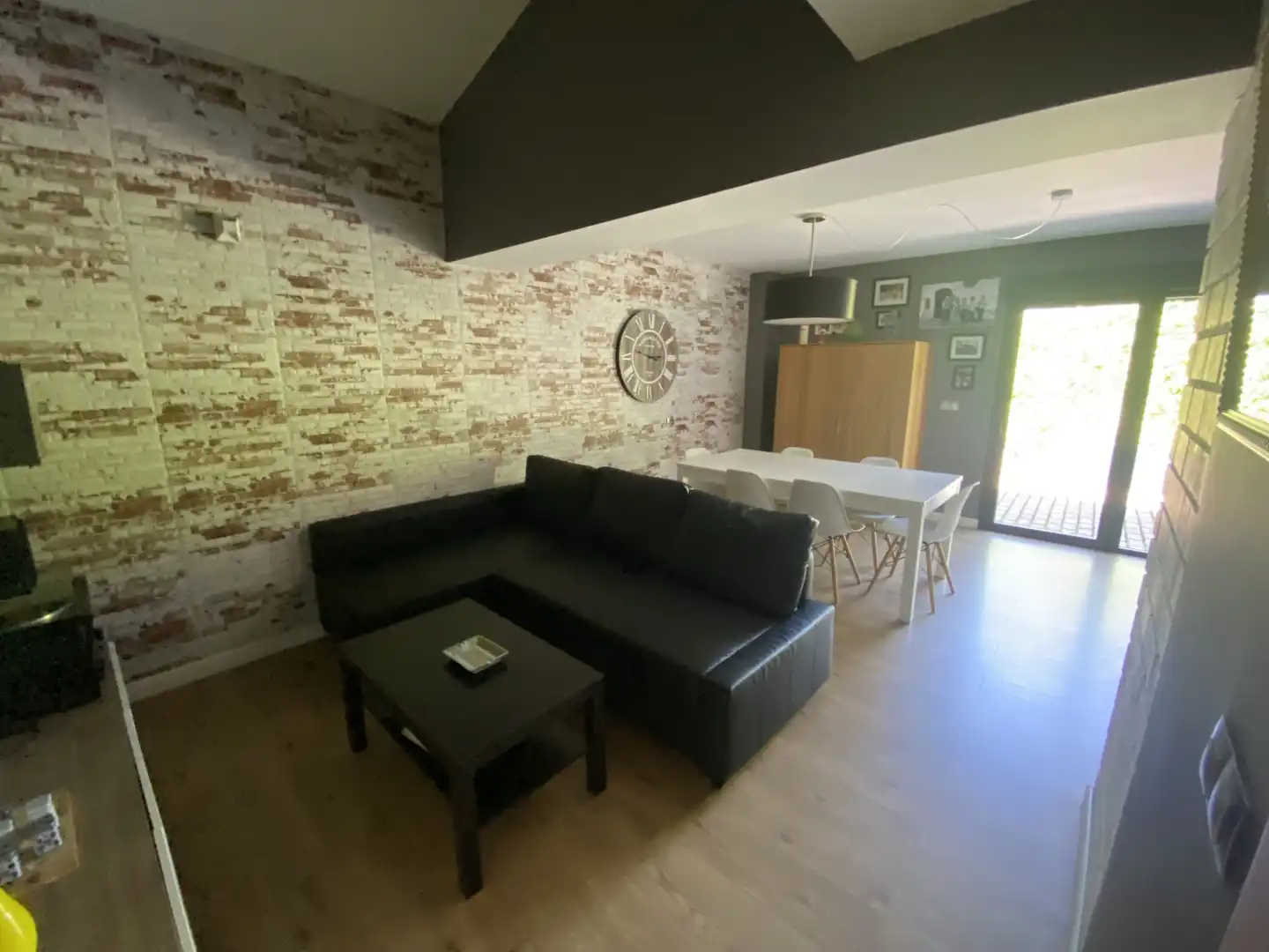 Living room of Houses for sale in Arroyo de la Encomienda  with Air Conditioner, Heating and Private garden