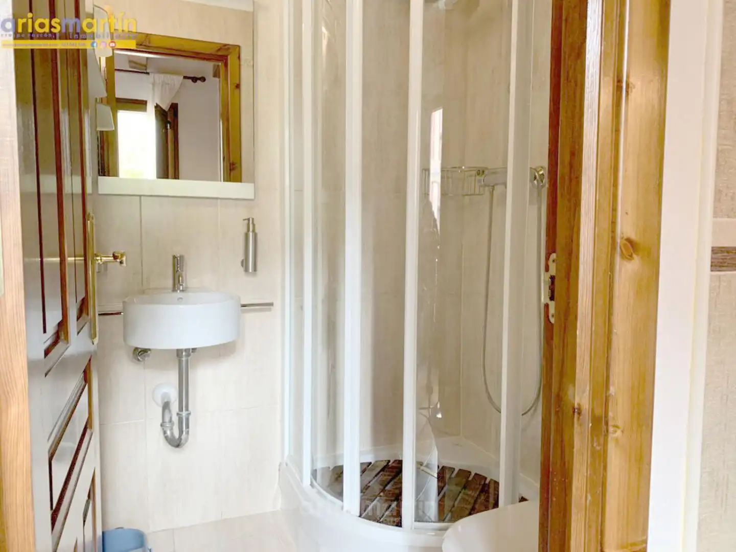 Bathroom of Flat for sale in Salamanca  with Air Conditioner, Heating and Furnished