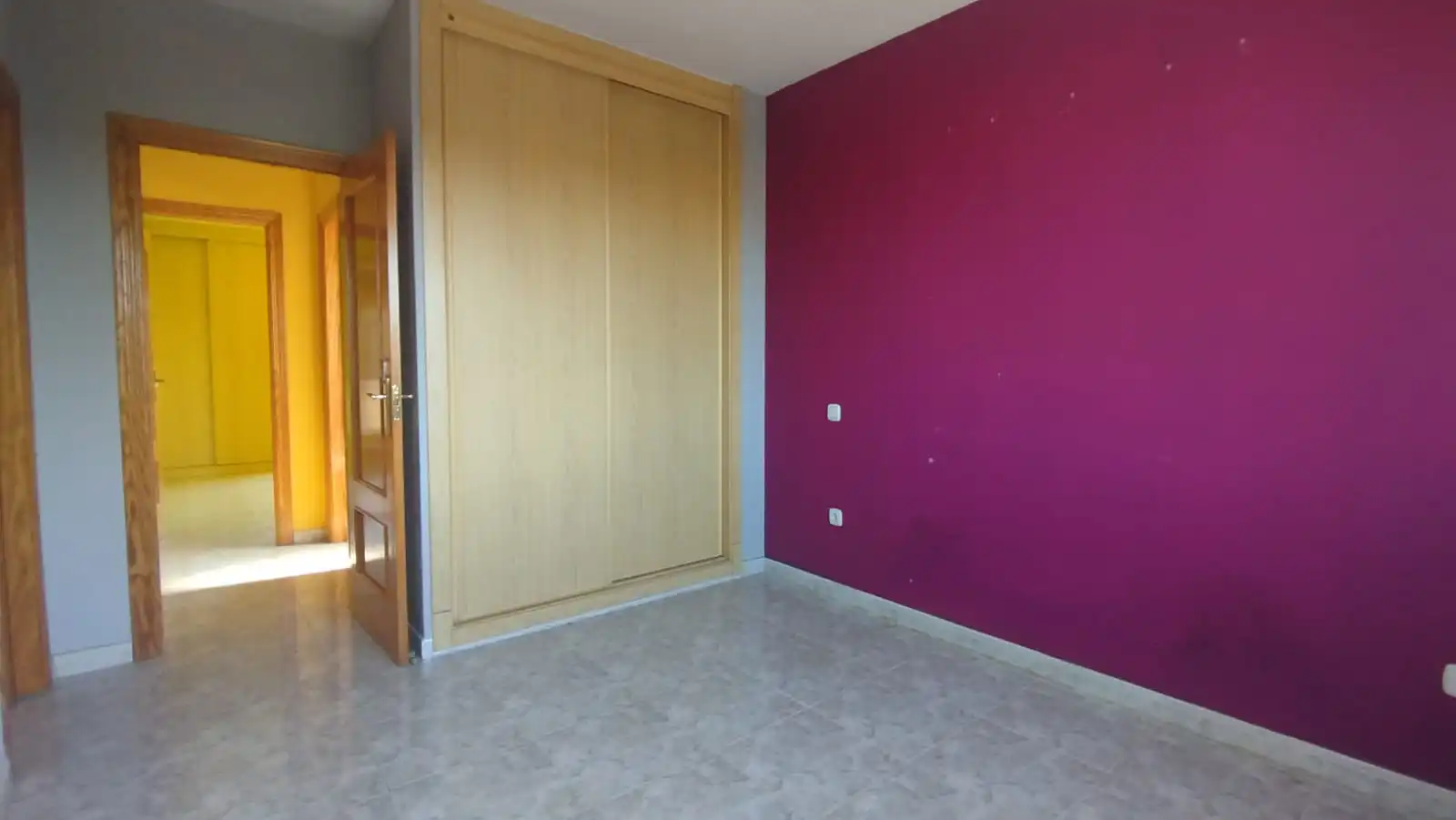 Dormitori de Casa adosada en venda en Uceda amb Calefacció, Jardí privat i Parquet