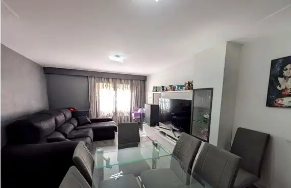 Sala de estar de Piso de alquiler en Linares con Aire acondicionado, Calefacción y Parquet
