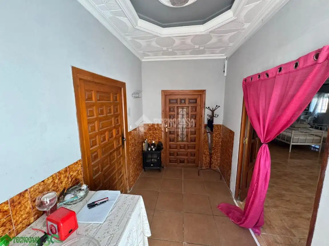Casa aparellada en venda a CALLE POZO MINA, imagen 4