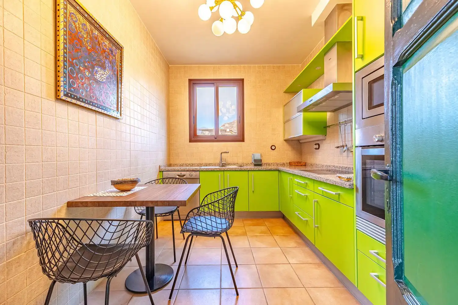 Cocina de Casa o chalet en venta en Telde con Jardín privado, Terraza y Piscina