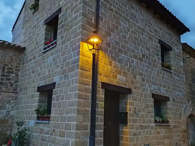 Casa con jardín en venta en Juan fontana 12