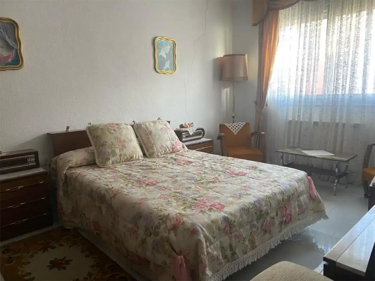 Dormitori de Casa adosada en venda en Belchite amb Aire condicionat i Balcó