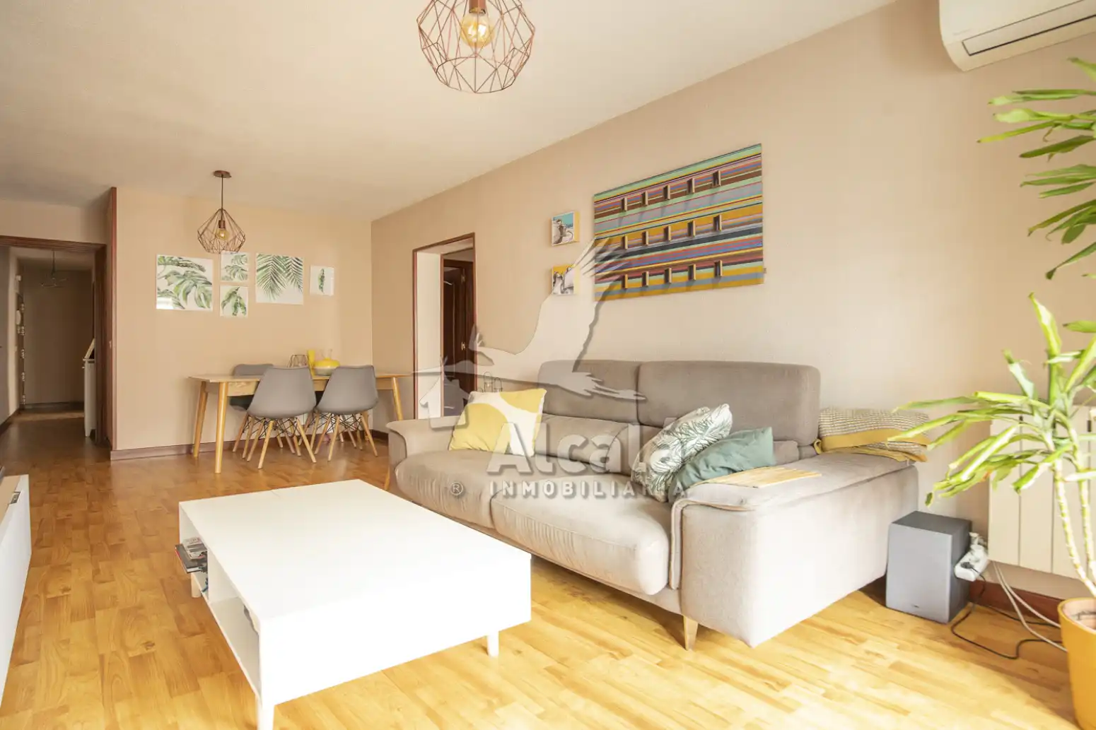 Sala de estar de Piso en venta en Alcalá de Henares con Aire acondicionado y Calefacción