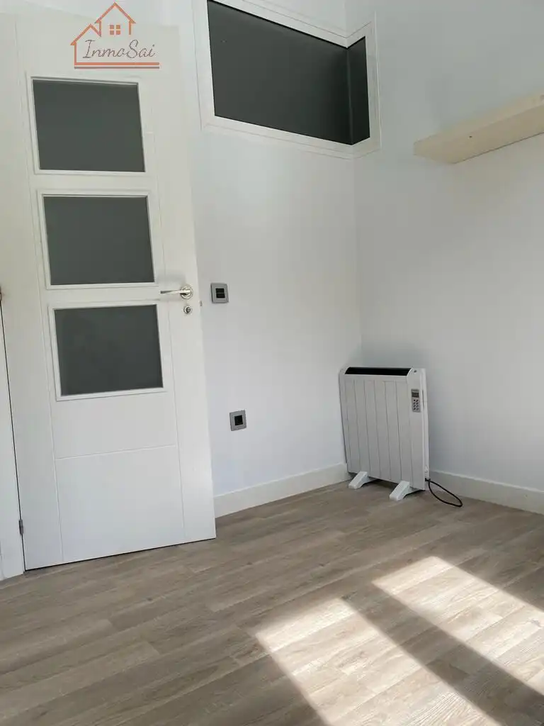 Flat for rent in Madrid  with Heating