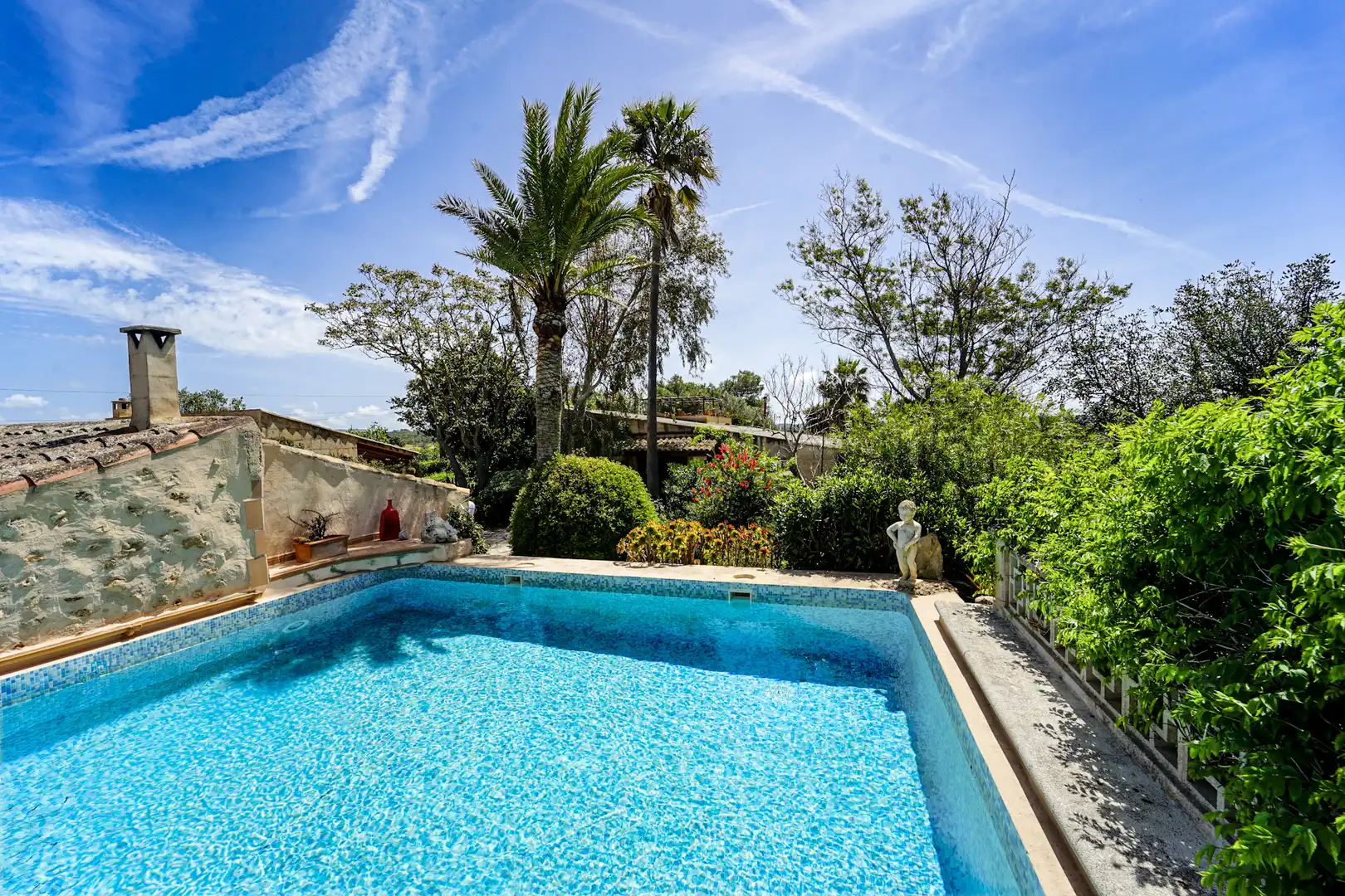 Schwimmbecken von Country house zum Verkauf in Campos mit Klimaanlage, Heizung und Abstellraum