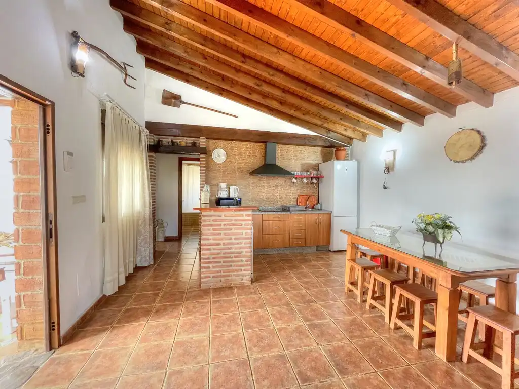 Casa rústica con piscina en venta en El Borge, imagen 9