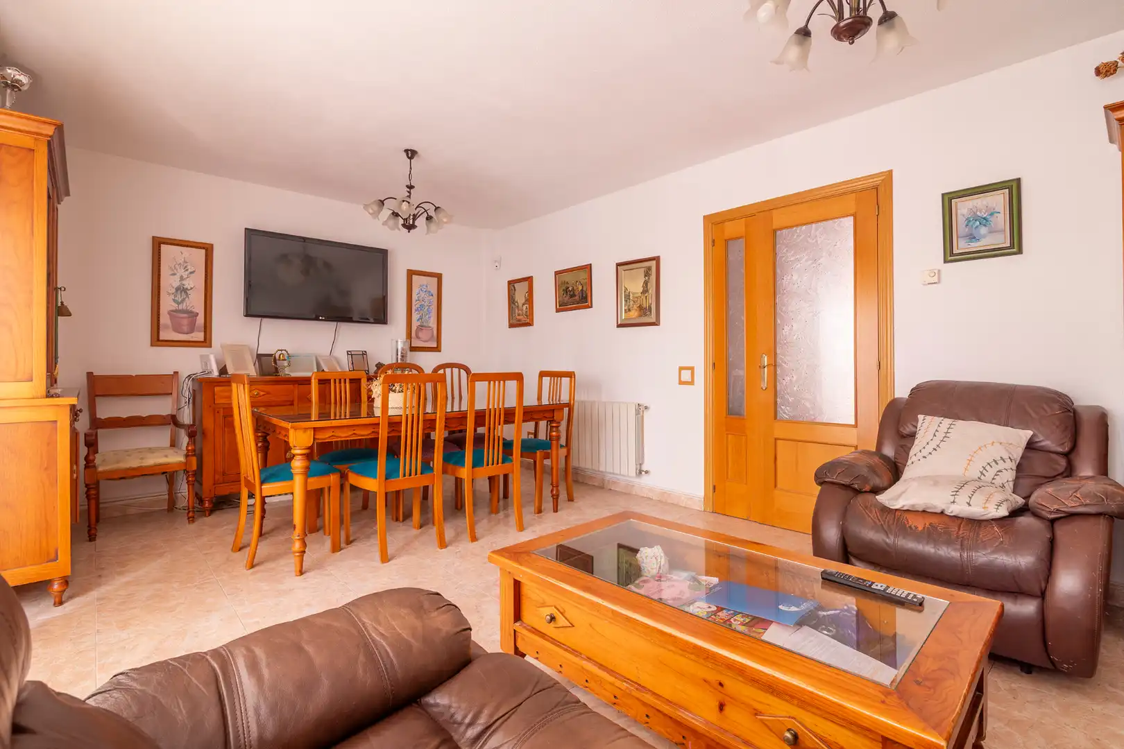 Sala d'estar de Casa adosada en venda en Móstoles amb Aire condicionat, Calefacció i Jardí privat