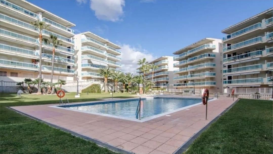 Piscina de Pis en venda en Salou amb Aire condicionat, Calefacció i Terrassa
