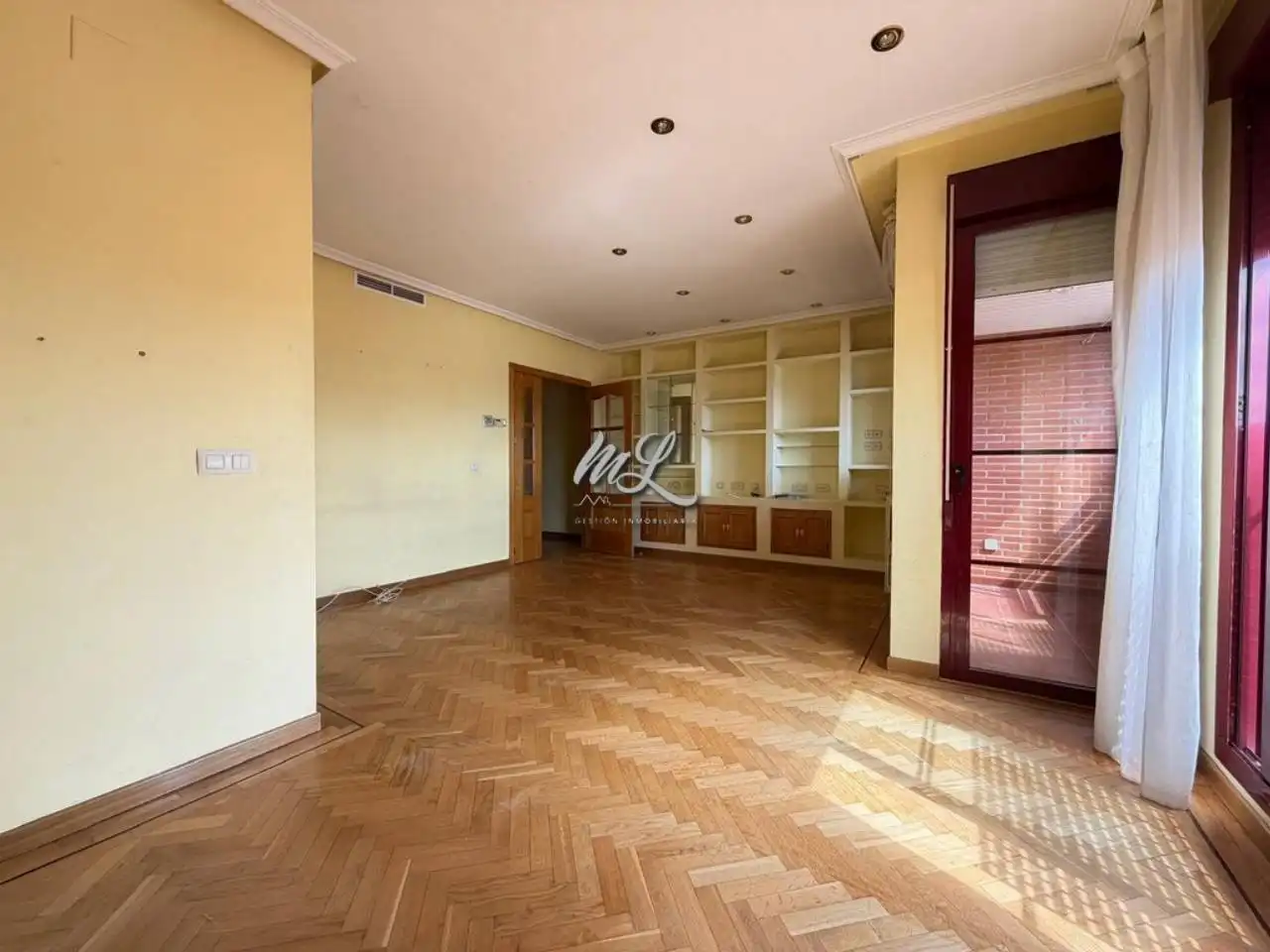 Sala de estar de Piso en venta en Toledo con Aire acondicionado, Calefacción y Parquet
