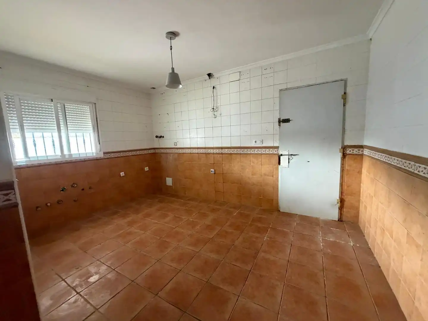 Cuina de Casa o xalet en venda en Chiclana de la Frontera amb Jardí privat i Terrassa