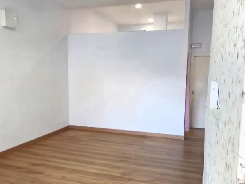 Local de alquiler en Ciudad Real con Aire acondicionado y Parquet