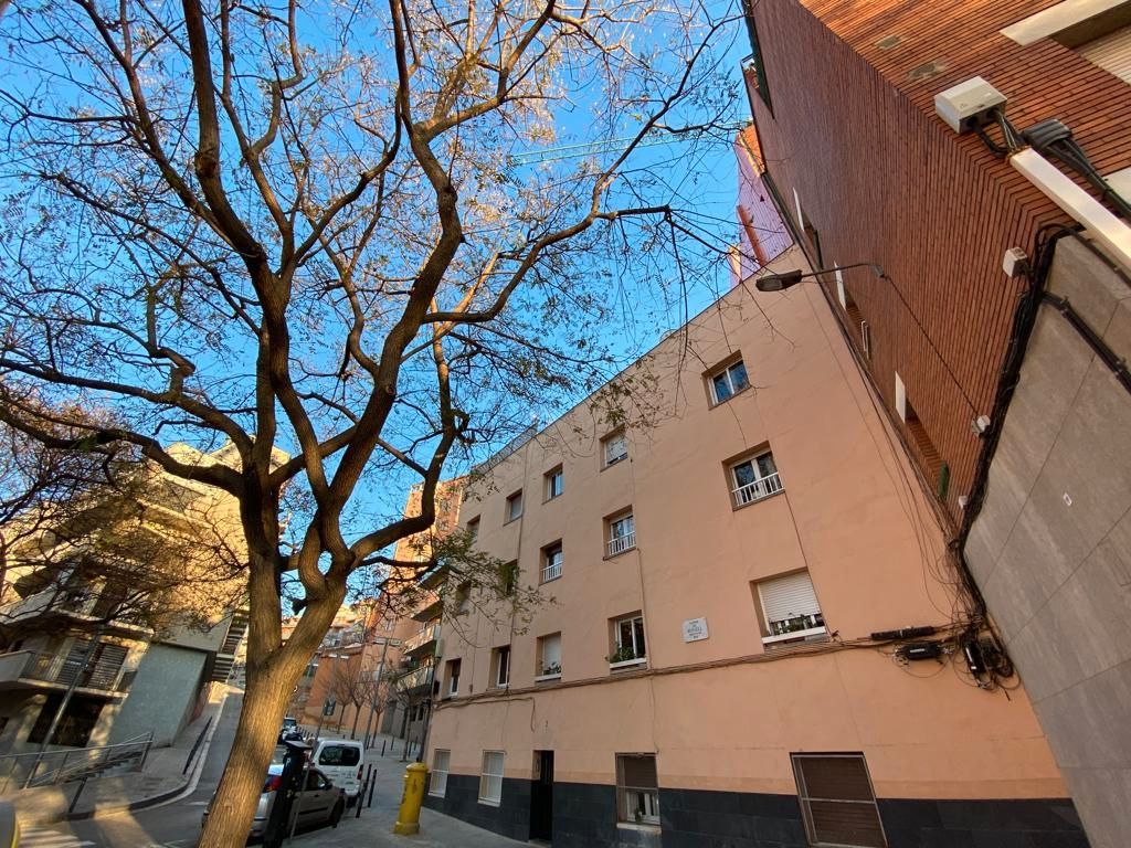 Exterior view of Building for sale in  Barcelona Capital