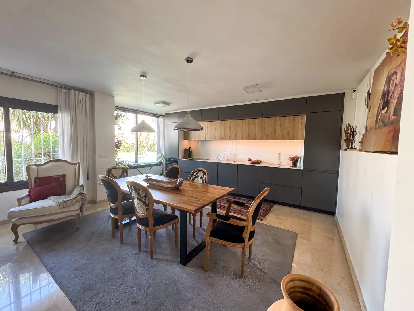 Comedor de Dúplex en venta en Estepona con Aire acondicionado, Terraza y Piscina