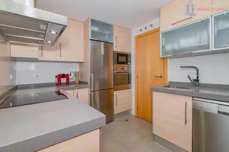 Piso con piscina en venta en AV. CIRCUNVALACION 17, imagen 16