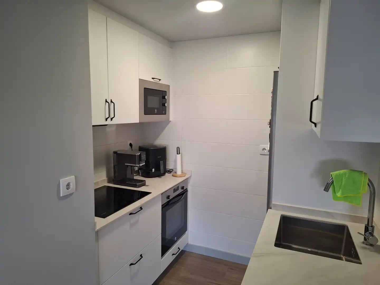 Cocina de Apartamento de alquiler en Ourense Capital  con Calefacción, Trastero y Amueblado