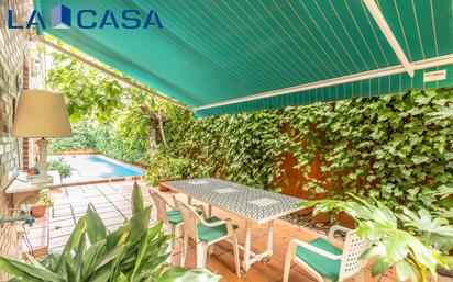 Terrassa de Casa o xalet en venda en  Madrid Capital amb Aire condicionat i Piscina