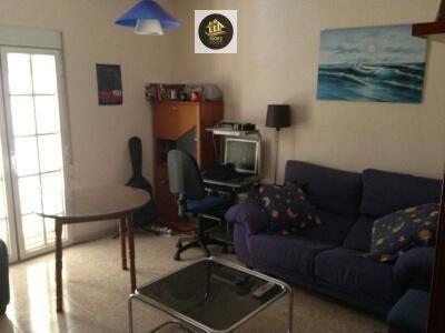 Foto 1 de Casa adosada en venda a Peñamefecit - Avda Barcelona, Jaén