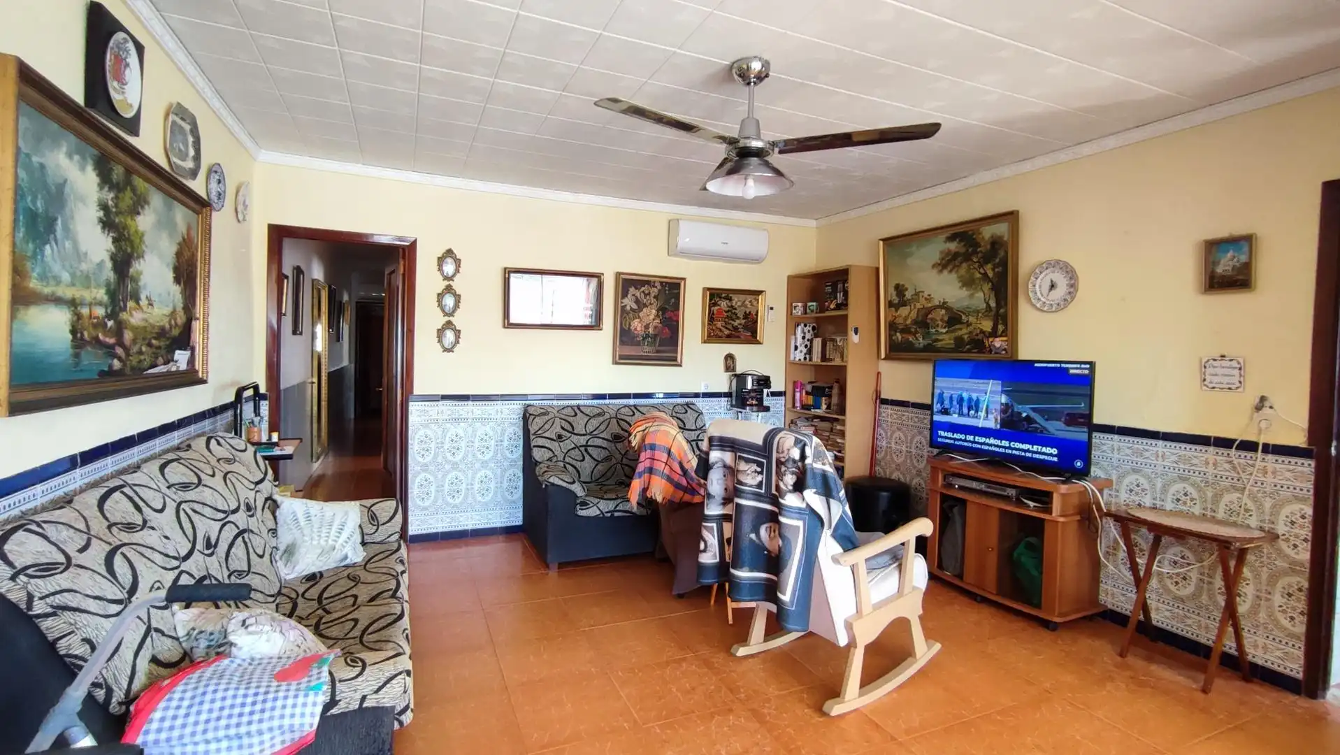 Sala de estar de Casa adosada en venta en Gandia con Aire acondicionado, Jardín privado y Terraza