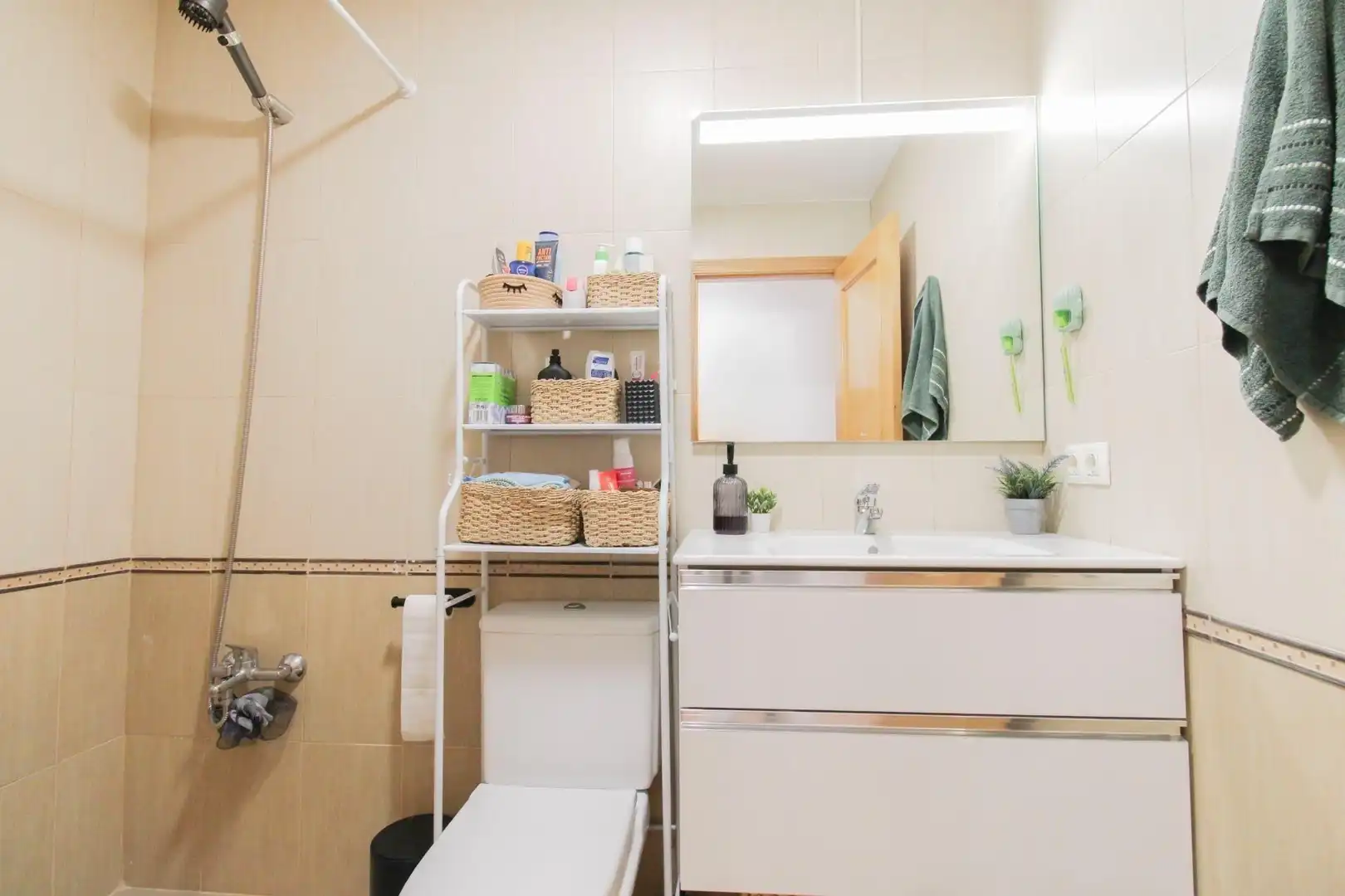 Badezimmer von Wohnung zum Verkauf in Benaguasil mit Klimaanlage und Alarm