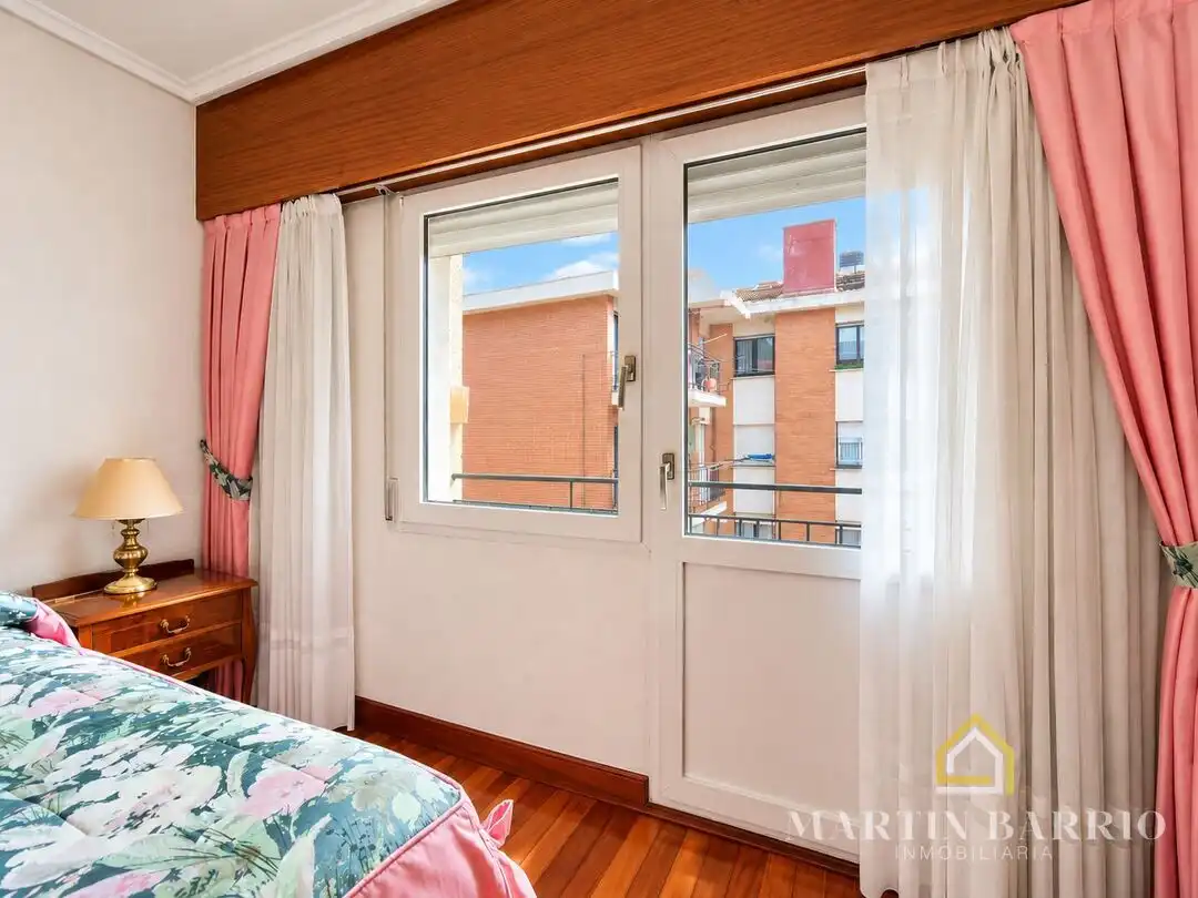 Piso con terraza en venta en Antonio Trueba Zeharkalea, imagen 13