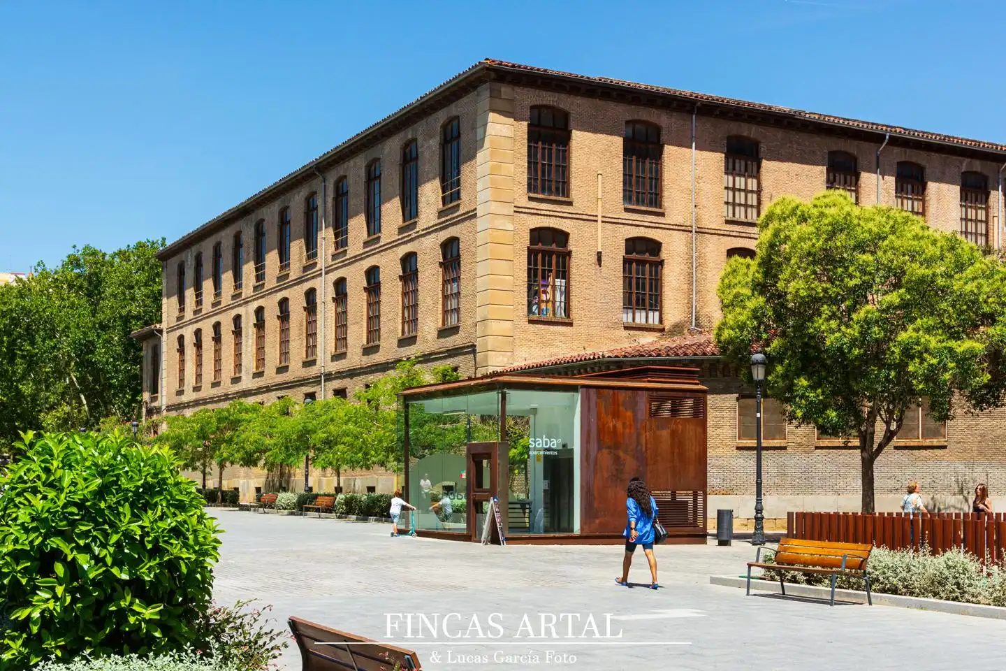 Vista exterior de Pis en venda en Zaragoza amb Aire condicionat, Calefacció i Parquet