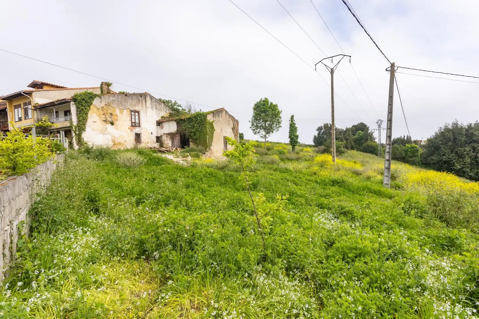 Residencial en venda en Valdáliga